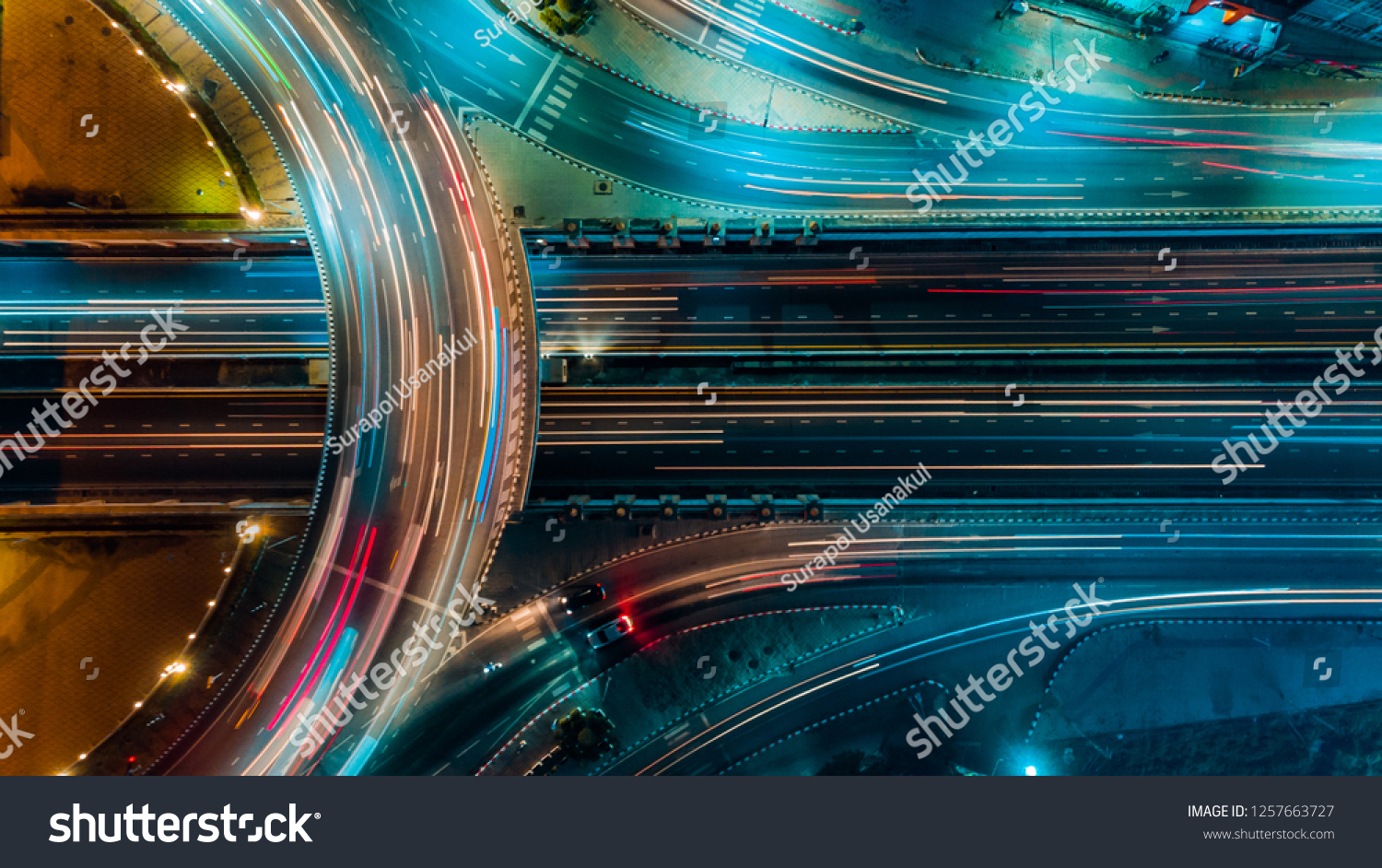 Autobahnaussicht, Straßenverkehr und wichtige Infrastruktur in Thailand – Stockfoto